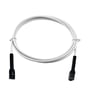 Deltaco Cat6a patch kabel på 2m i hvid, draperet i en løs cirkel på hvid baggrund med sorte RJ45 stik.
