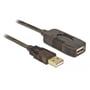 Aktivt DeLock USB 2.0 forlængerkabel på 30 meter, med USB-A han- og hunstik i sort.