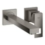 Grohe Eurocube M-size håndvaskarmatur i børstet hard graphite med 2-huls vægmontering og 231 mm fremspring.