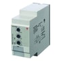 Tættere kig på Carlo Gavazzi PAC01CM24 stjerne/trekant-timerens tre drejeknapper og tekniske markeringer på siden.