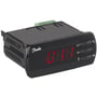 Danfoss EKC 202D køle-apparatstyring med rød digital display og tre kontrolknapper på fronten, vist på hvid baggrund.