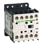 Schneider Electric hjælperelæ serie K, model CA2KN22P7 med 230V AC spolespænding og 2NO/2NC kontakter.