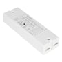 Den hvide Ledvance Zigbee Direct Easy-styreenhed til LED-bånd set skråt ovenfra, med hele controlleren og endernes tilslutninger synlige.