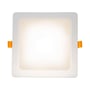 SpectrumLED 18W LED-indbygningspanel lyser med neutralhvidt lys fra den kvadratiske, hvide front.